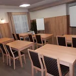 Wellness Hluboky Dvur Hotel