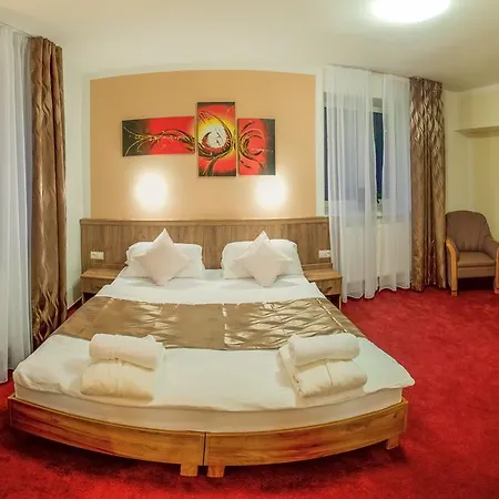 Wellness Hluboky Dvur Hotel 3*