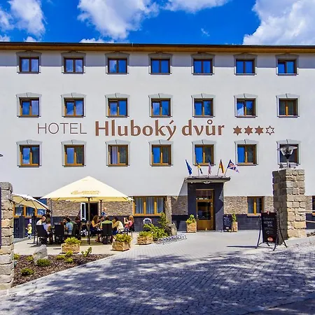 Wellness Hluboky Dvur Hruba Voda