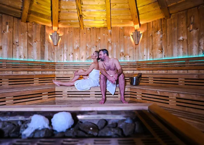 Wellness Hluboky Dvur Hotel